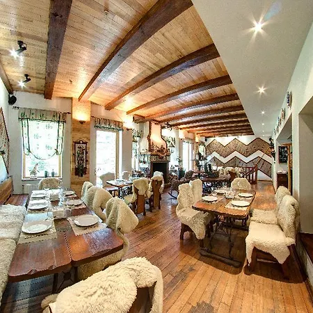 Hotel Lavanda Country Club Tatariv