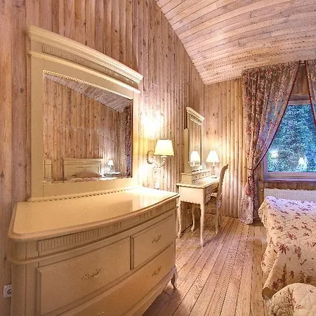 Hotel Lavanda Country Club Tatariv